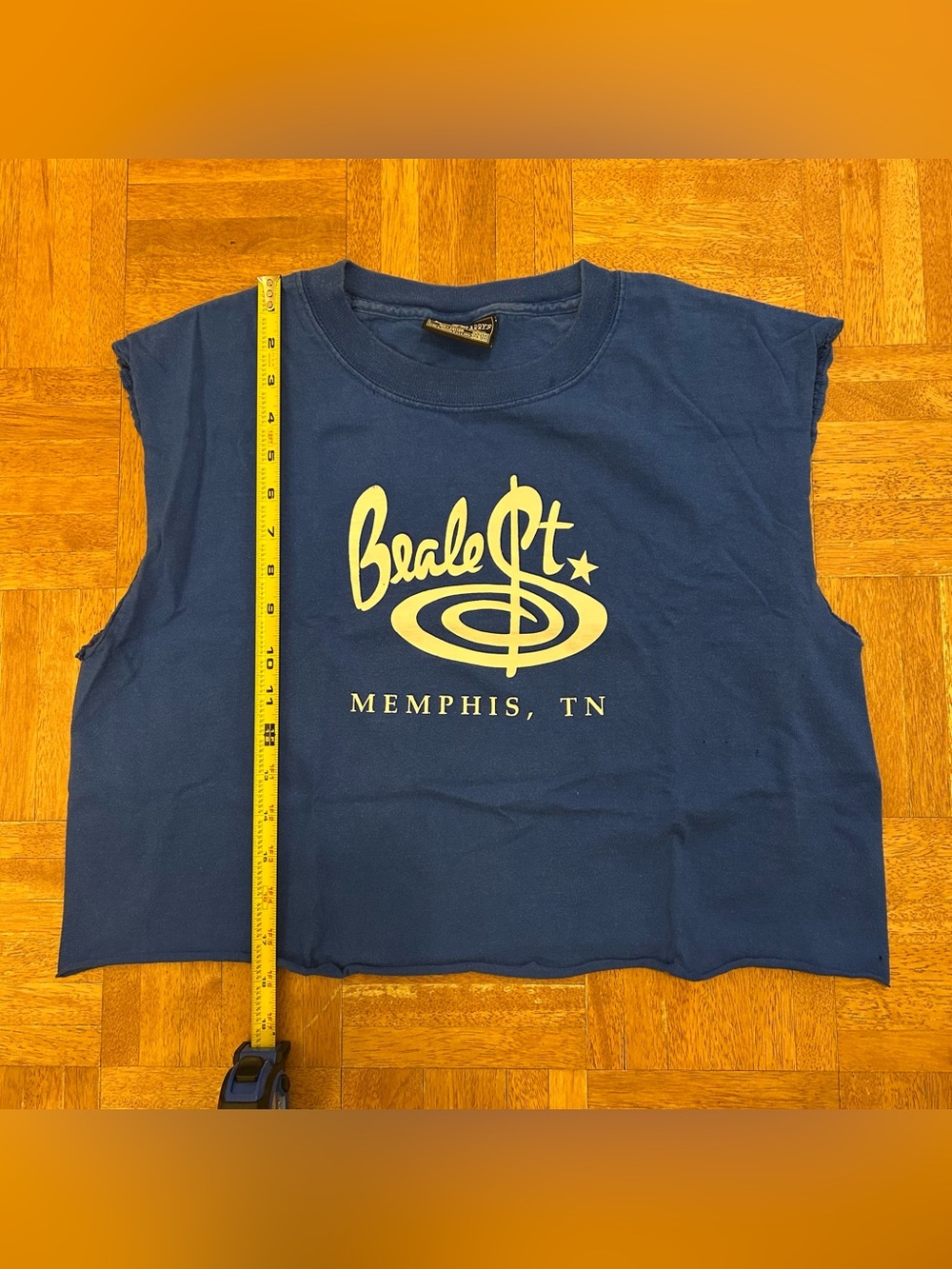 Beale St Memphis TN Men's M Blue Sleeveless Crew Neck Cotton Graphic T-Shirt